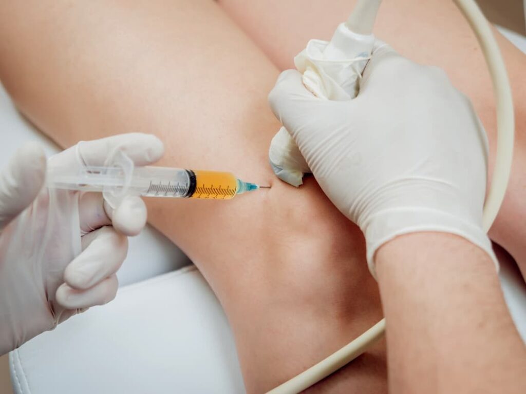 knee injection 2